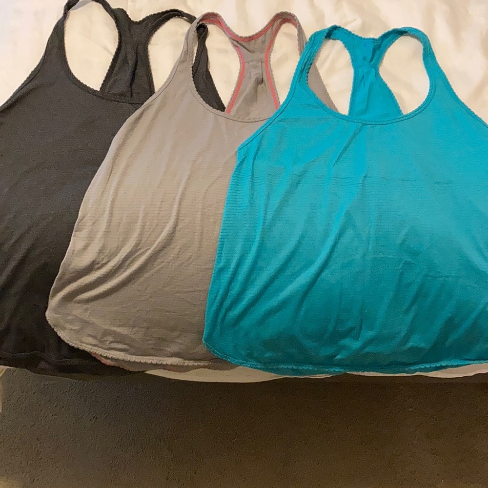Lululemon tanks